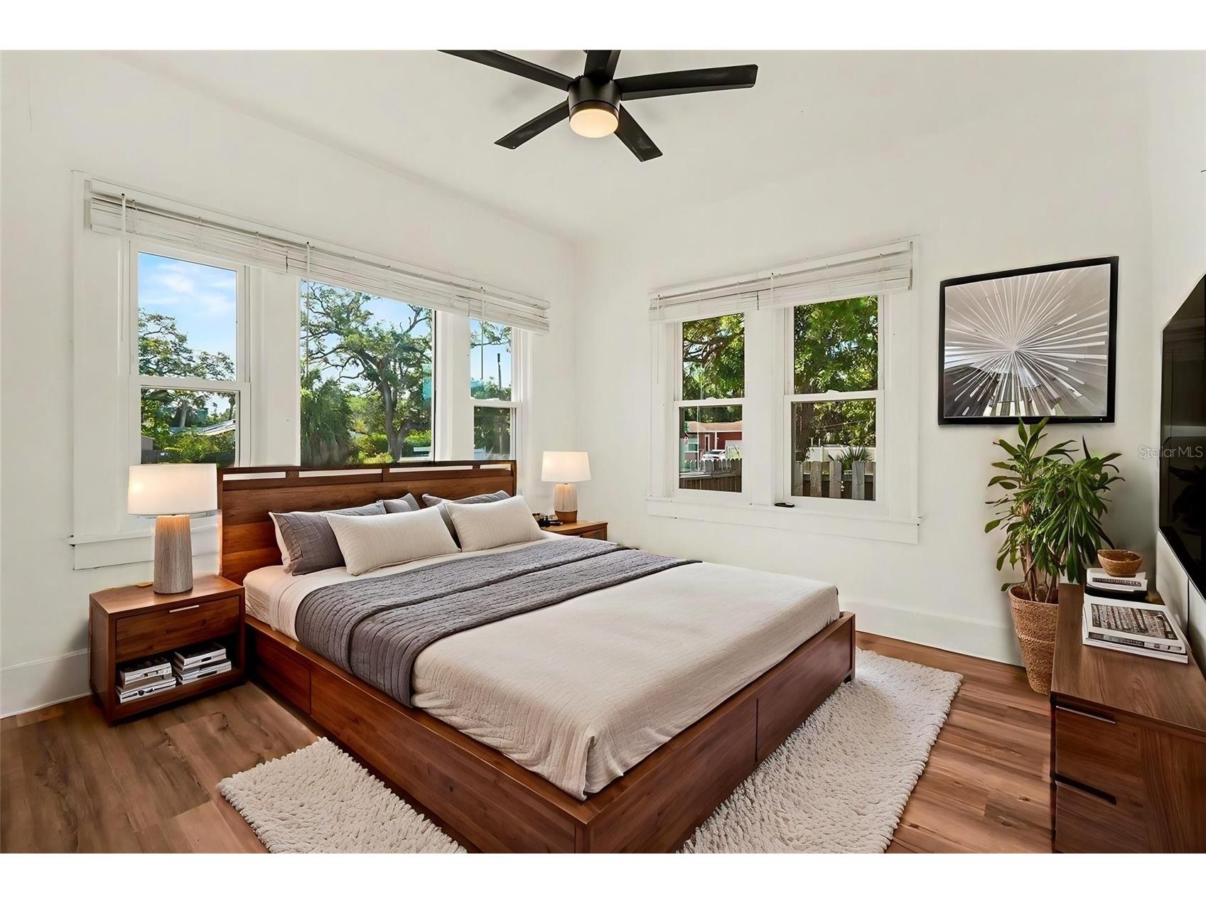 2527 Highland Street S Saint Petersburg FL 33705 A4694049 image8