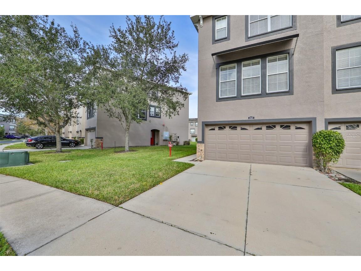 2527 Middleton Grove Drive Brandon FL 33511 T3490989 image1