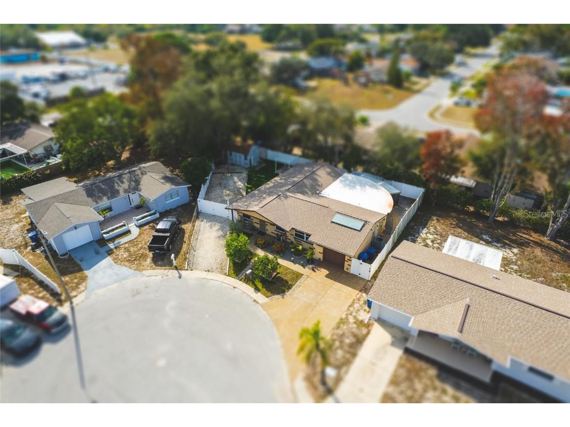 2527 Ohio Place Holiday FL 34691 TB8450283 image10