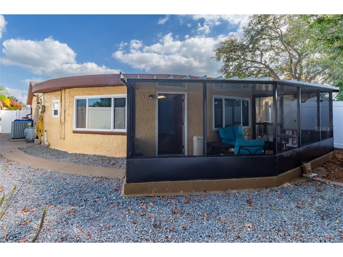 2527 Ohio Place Holiday FL 34691 TB8450283 image24