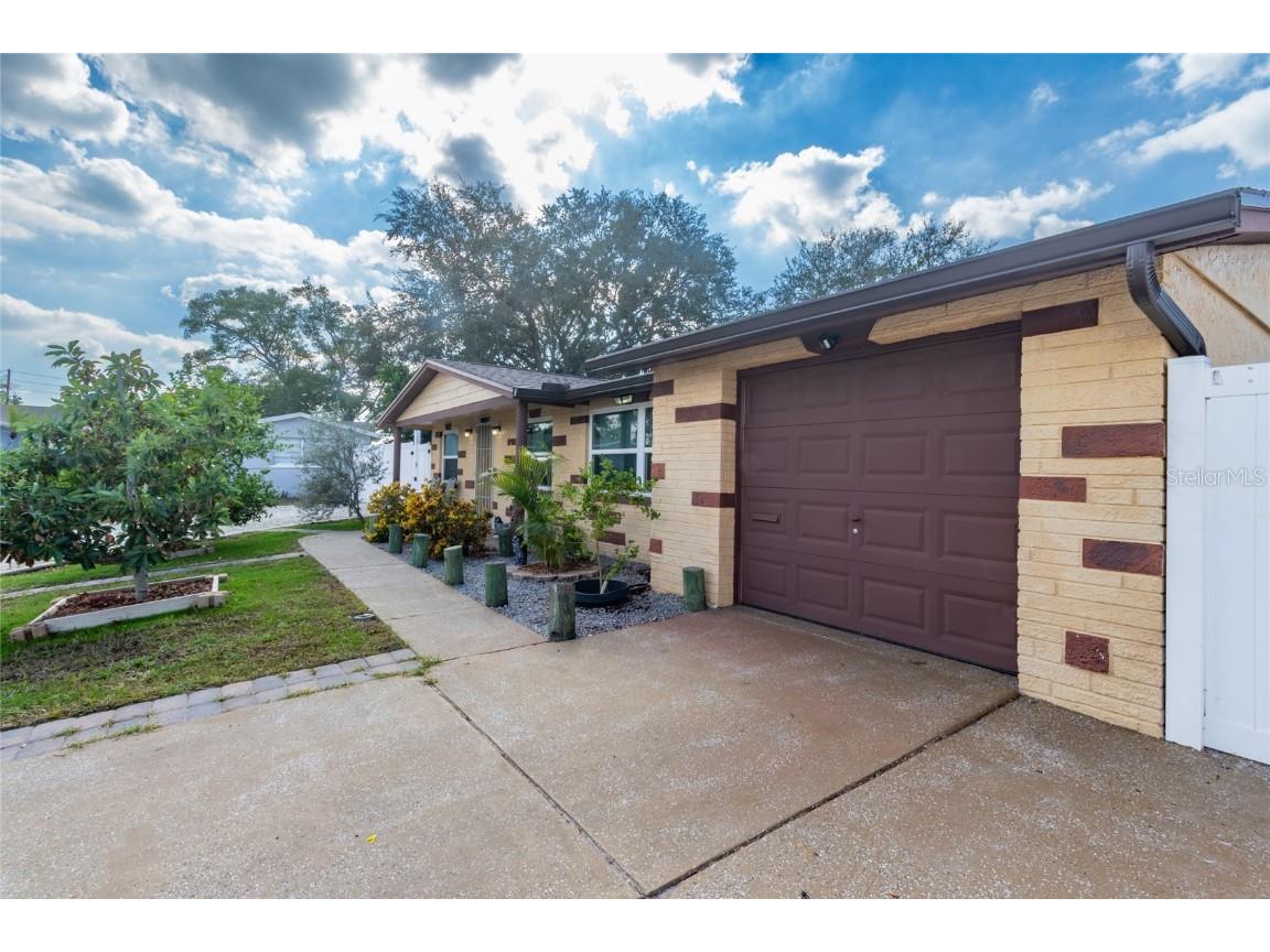 2527 Ohio Place Holiday FL 34691 TB8450283 image27