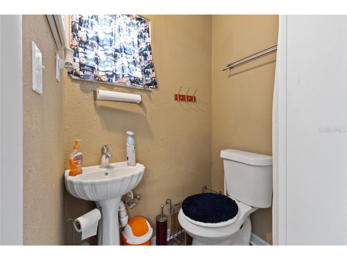 2527 Ohio Place Holiday FL 34691 TB8450283 image44