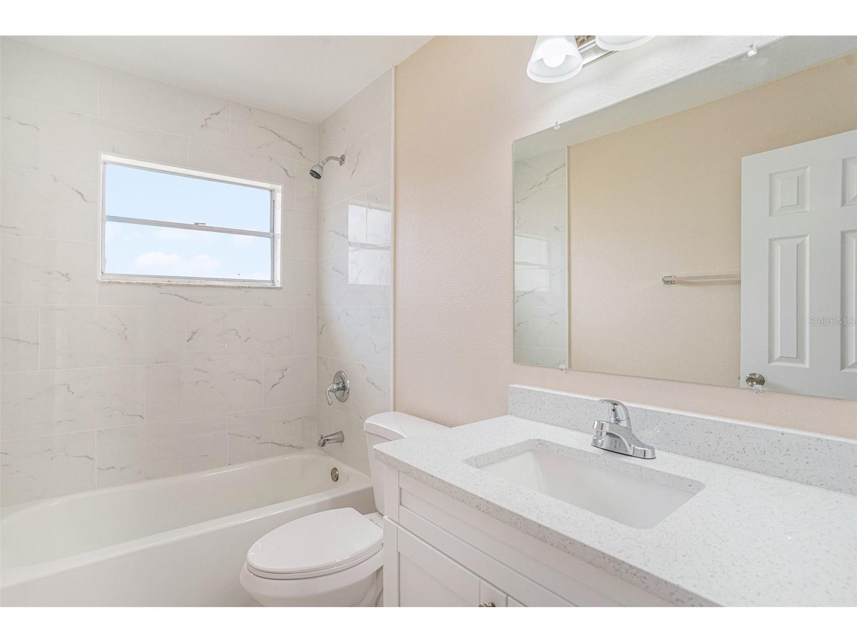 2527 Ridgetop Way Valrico FL 33594 TB8465839 image18