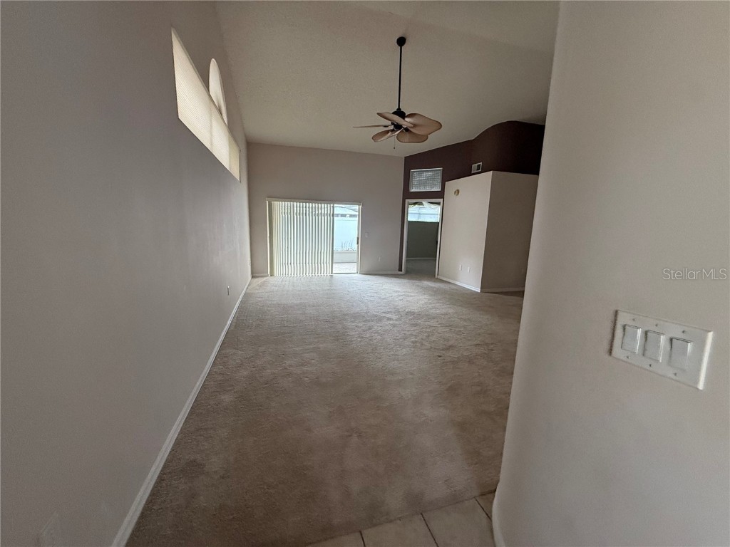 2527 Wrencrest Circle Valrico FL 33594 TB8445350 image4