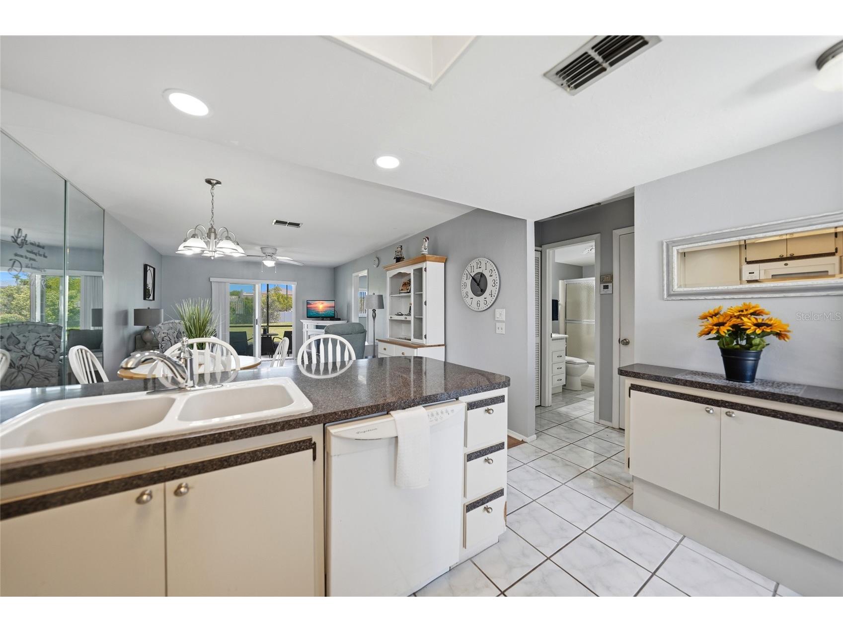 25275 Rampart Boulevard #1504 Punta Gorda FL 33983 C7525279 image7
