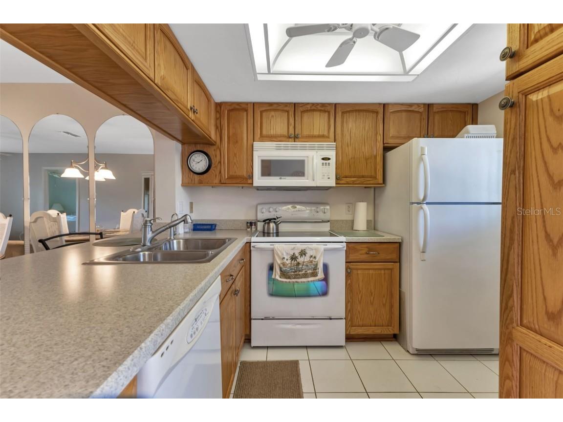 25275 Rampart Boulevard #1801 Punta Gorda FL 33983 C7495423 image3