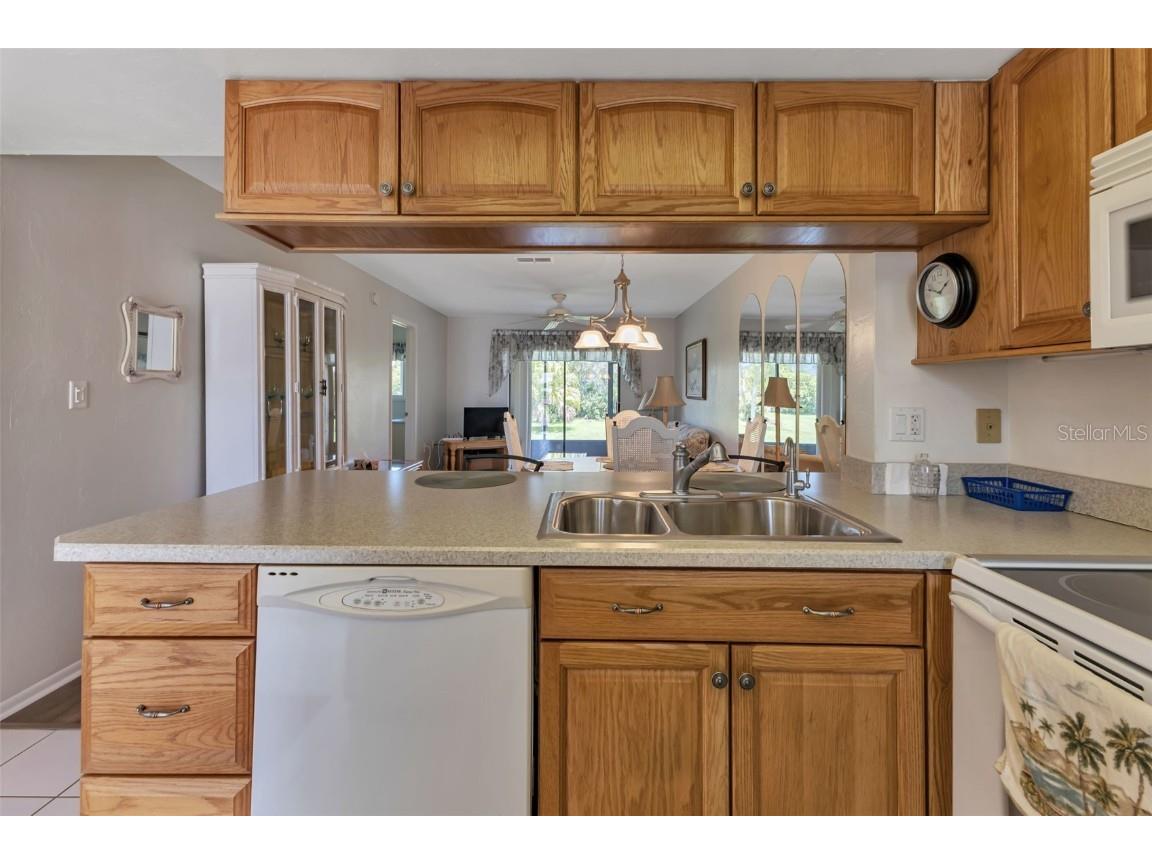 25275 Rampart Boulevard #1801 Punta Gorda FL 33983 C7495423 image4