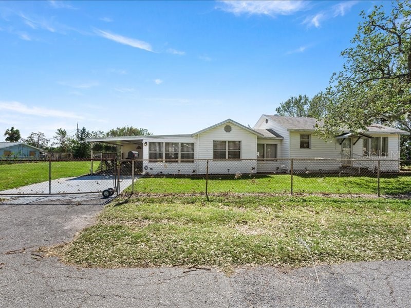 2528 33rd Avenue Drive E Bradenton FL 34208 A4625784 image1