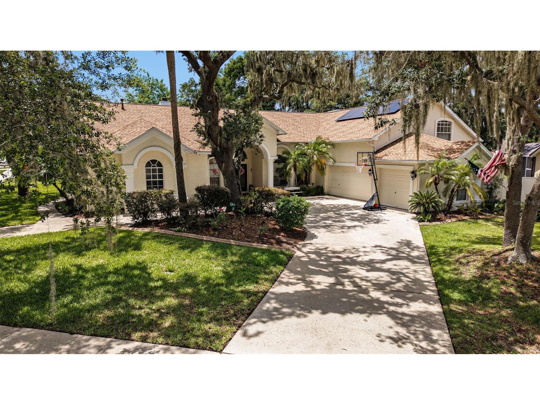 2528 Centennial Falcon Dr Valrico FL 33596 TB8510424 image1