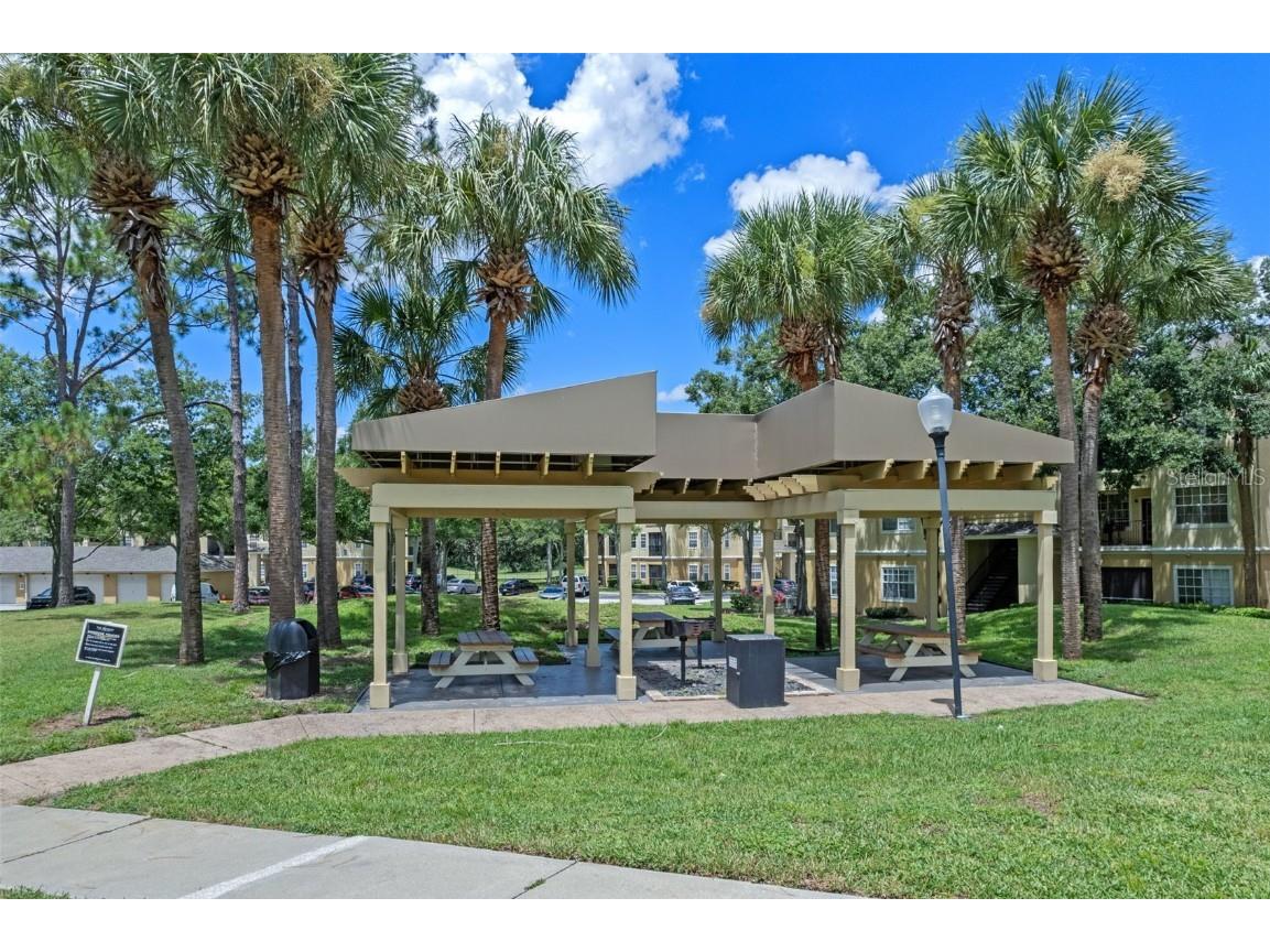 2528 Robert Trent Jones Drive #1617 Orlando FL 32835 O6330929 image36
