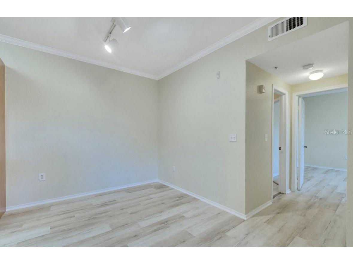 2528 Robert Trent Jones Drive #1622 Orlando FL 32835 S5141733 image6