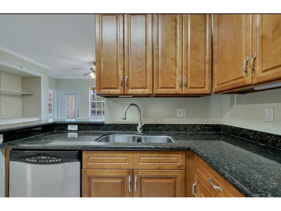 2528 Robert Trent Jones Drive #1622 Orlando FL 32835 S5141733 image8