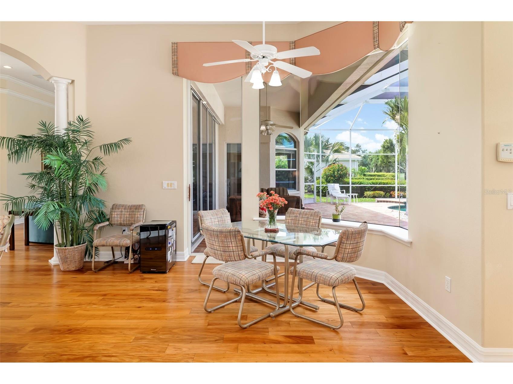 2528 Tom Morris Drive Sarasota FL 34240 A4699406 image26