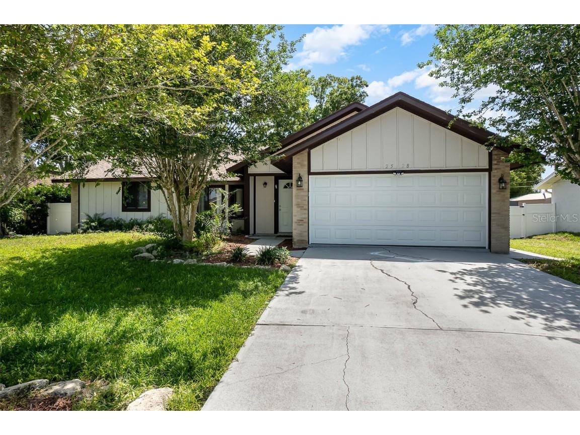 2528 Woodland Drive Edgewater FL 32141 V4919254 image1