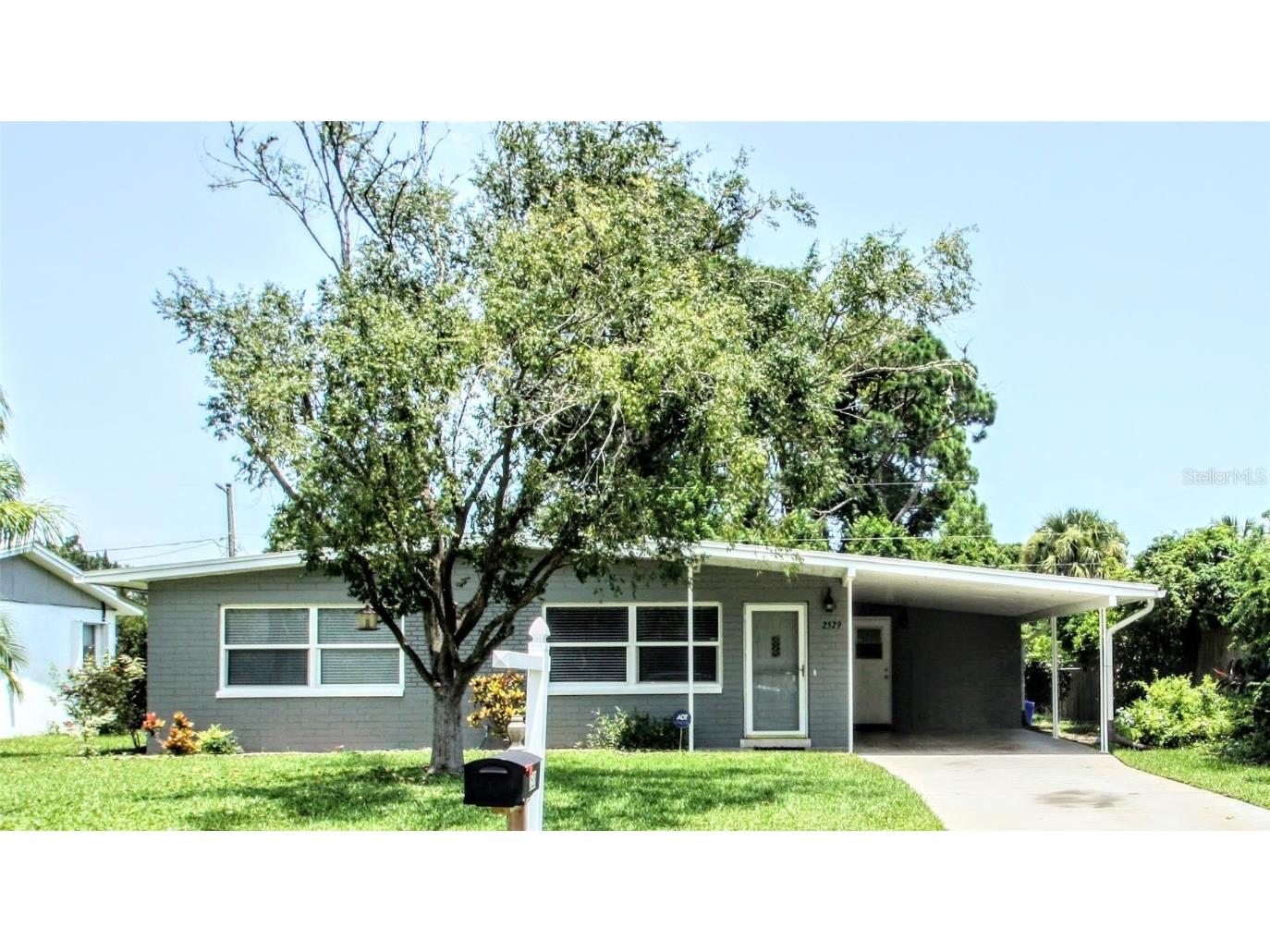 2529 Crestwood Avenue New Smyrna Beach FL 32168 O6128861 image1
