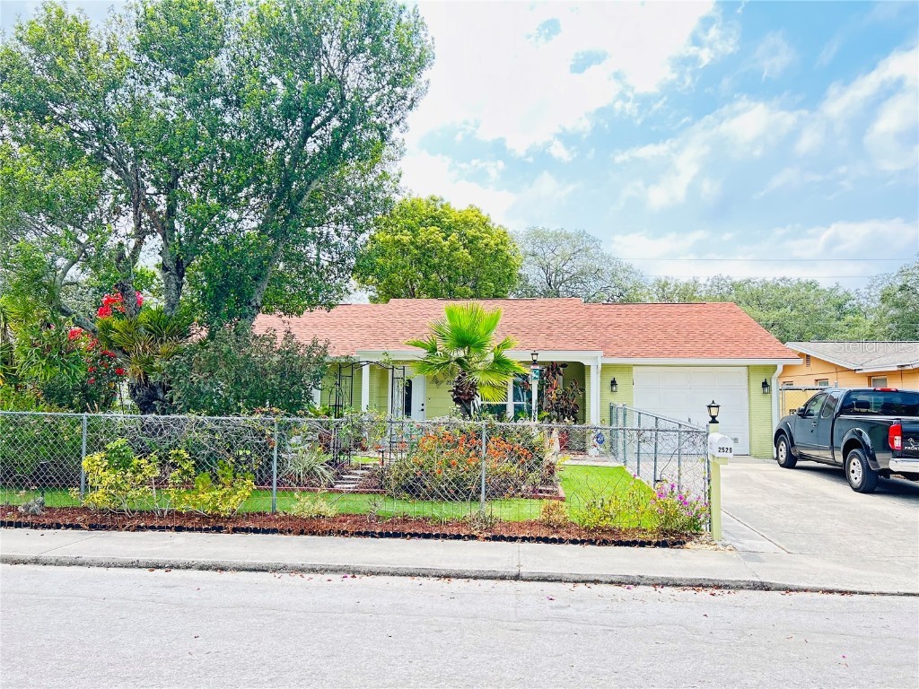 2529 Flintwood Drive Holiday FL 34690 T3525914 image1