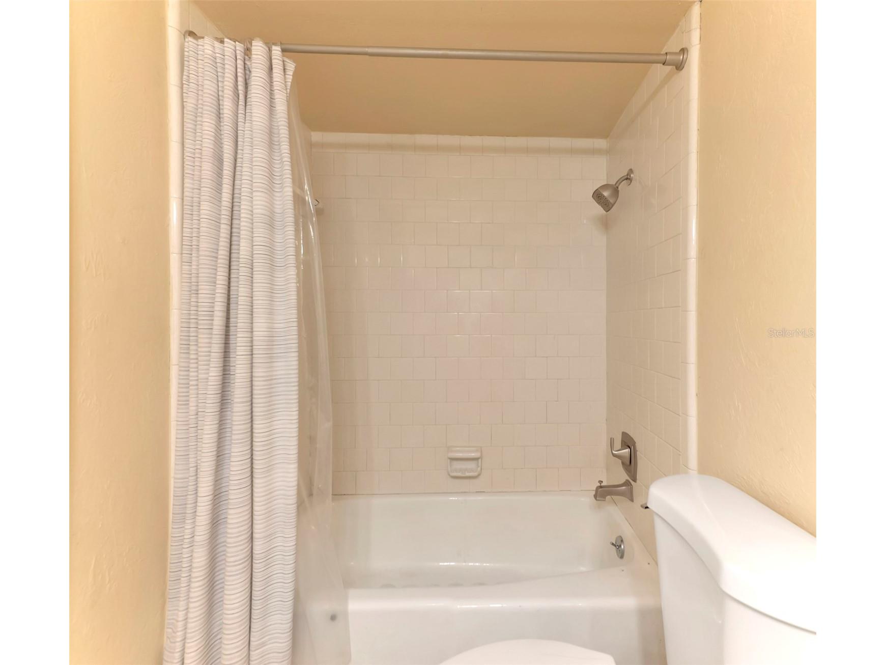 2529 Golden Poinciana Place Sarasota FL 34232 A4688911 image20
