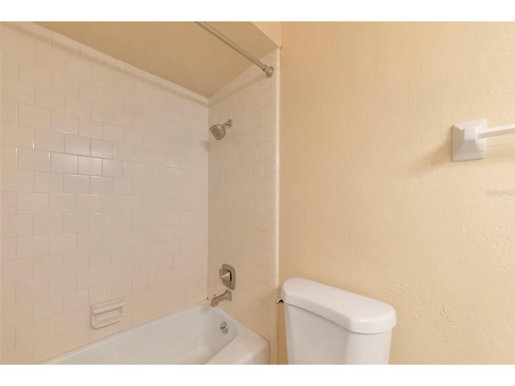 2529 Golden Poinciana Place Sarasota FL 34232 A4688911 image21