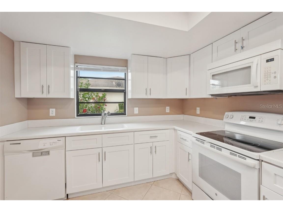 2529 Lancaster Drive Sun City Center FL 33573 TB8367575 image11