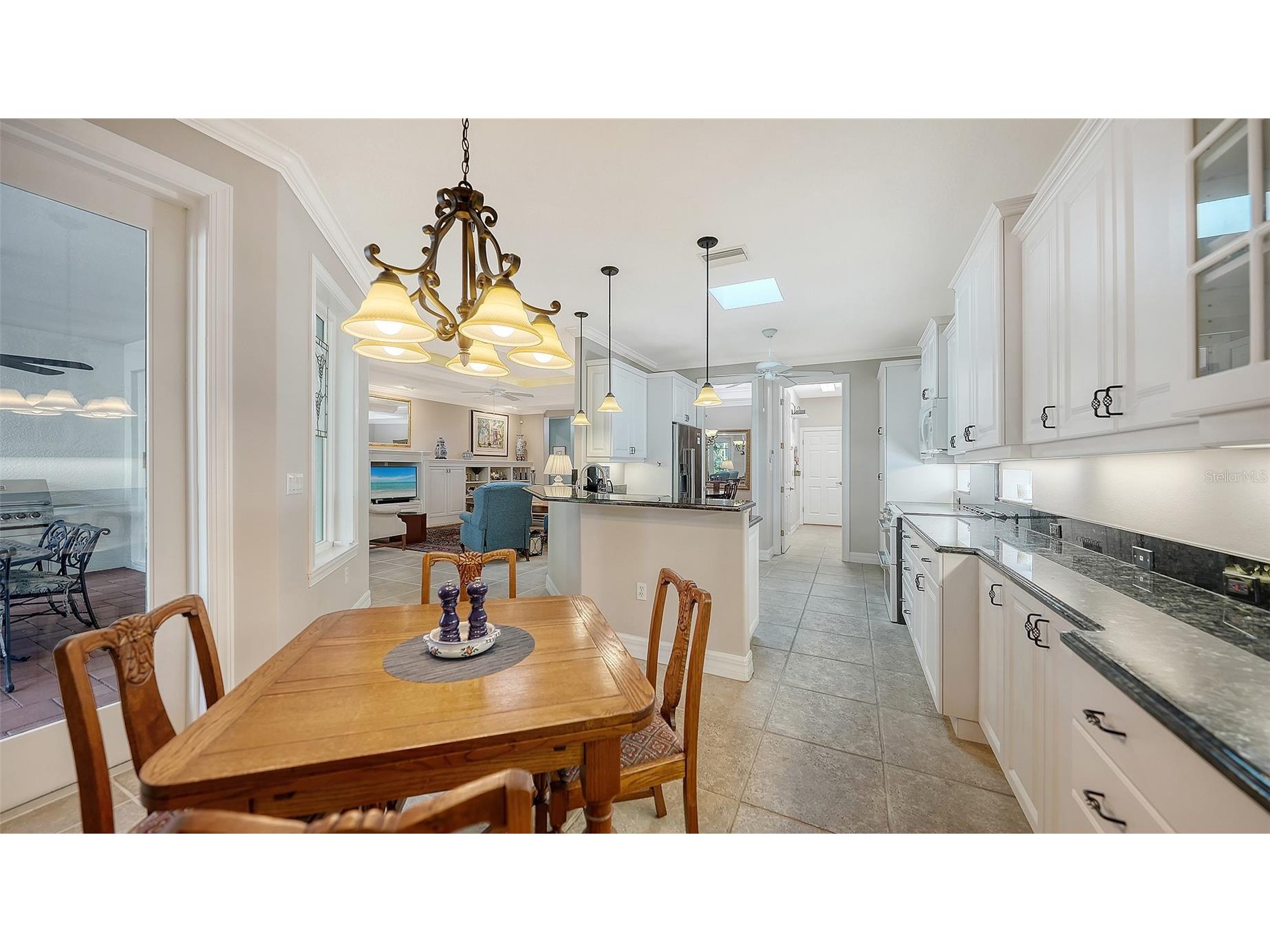 2529 Marblehead Drive Sarasota FL 34231 A4676671 image18