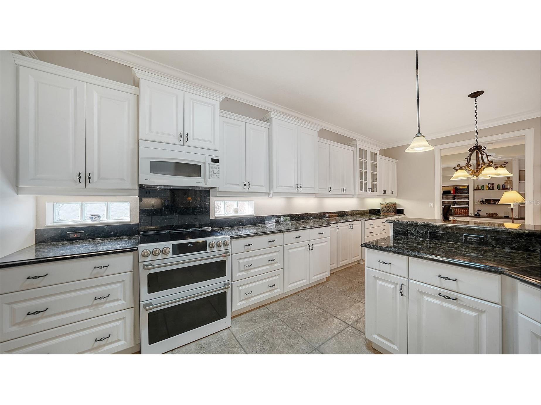 2529 Marblehead Drive Sarasota FL 34231 A4676671 image22