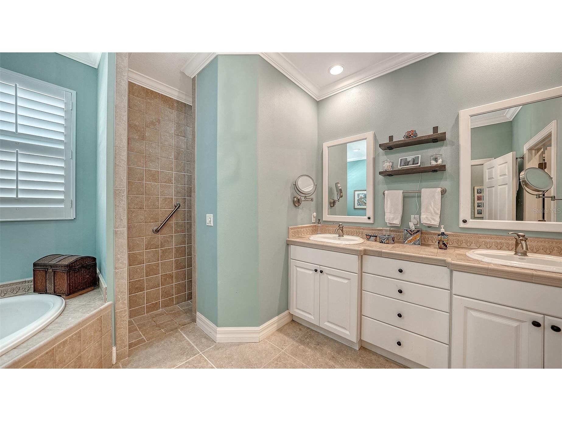 2529 Marblehead Drive Sarasota FL 34231 A4676671 image26
