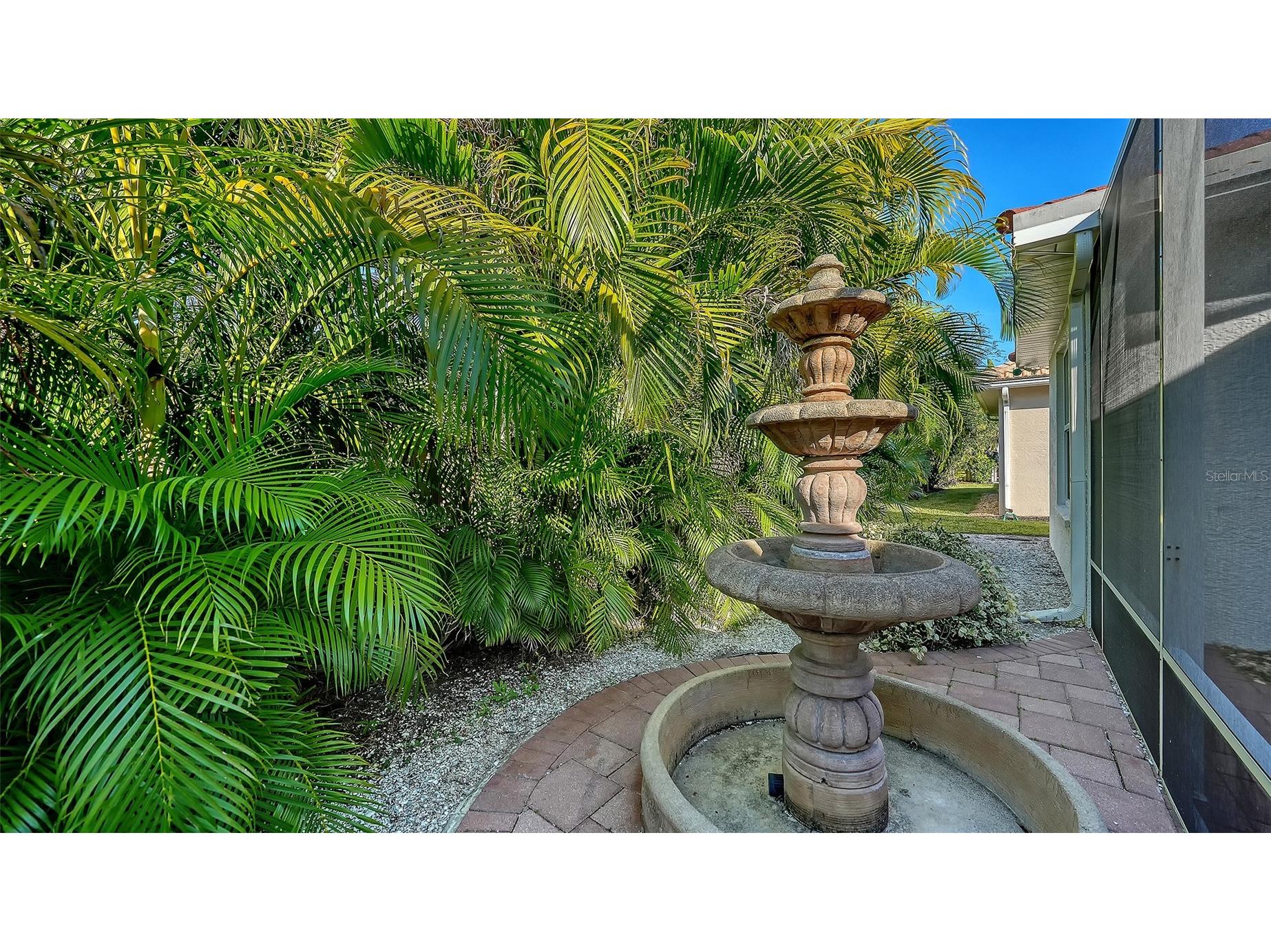 2529 Marblehead Drive Sarasota FL 34231 A4676671 image44