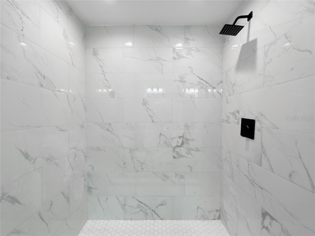 2529 NE 6th Street Ocala FL 34470 OM711995 image17