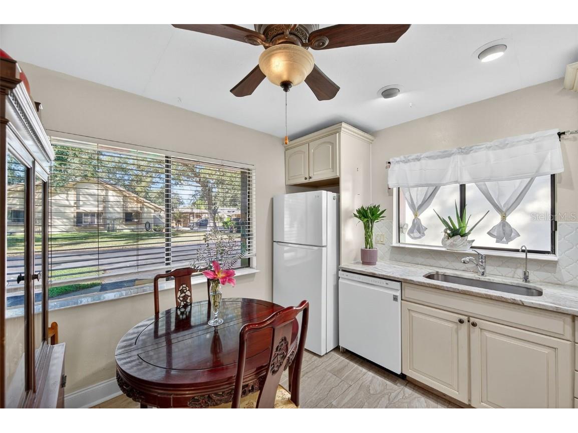 2529 Oakleaf Lane #30A Clearwater FL 33763 TB8448070 image8