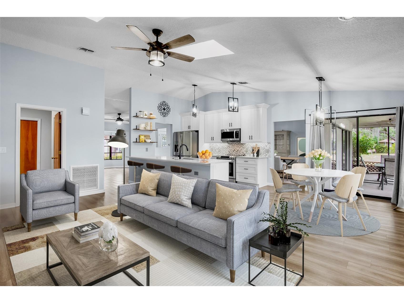 2529 Rustic Oak Ct Court Sarasota FL 34232 A4680552 image2