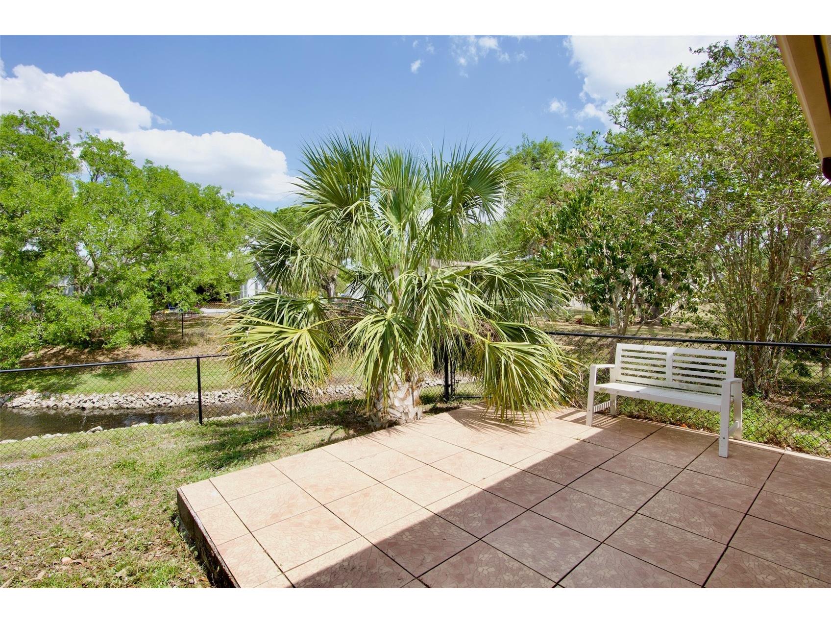 2529 Rustic Oak Ct Court Sarasota FL 34232 A4680552 image23