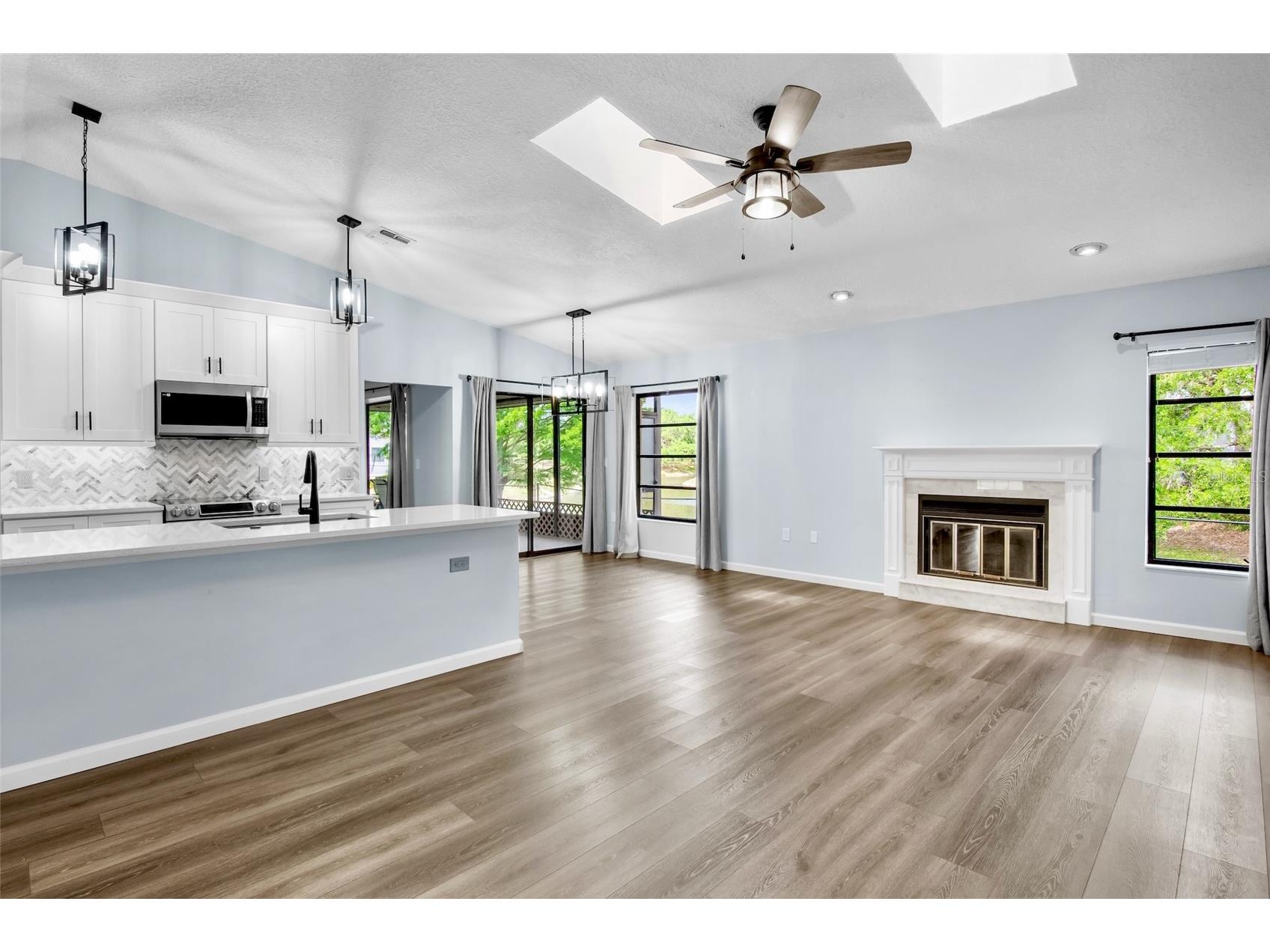 2529 Rustic Oak Ct Court Sarasota FL 34232 A4680552 image5