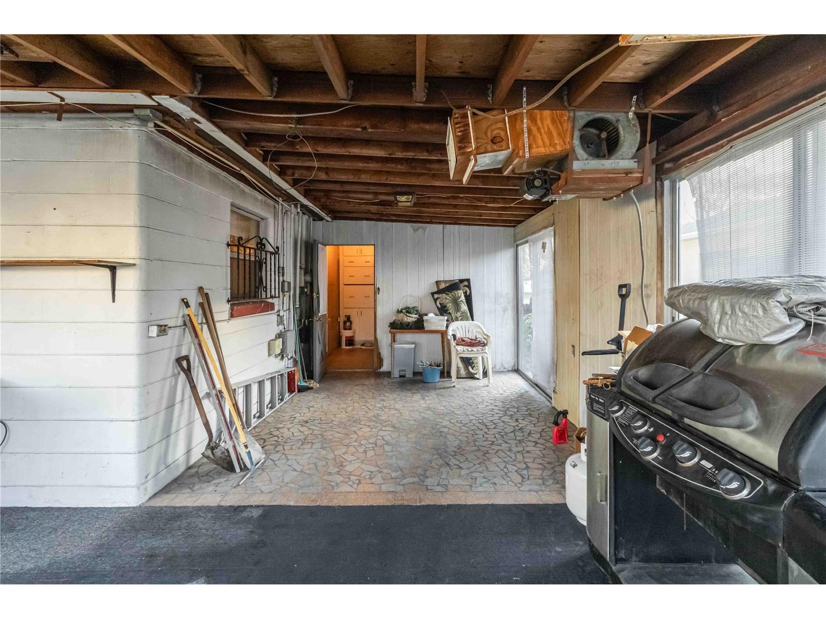 2529 W Crest Avenue Tampa FL 33614 A4677515 image33