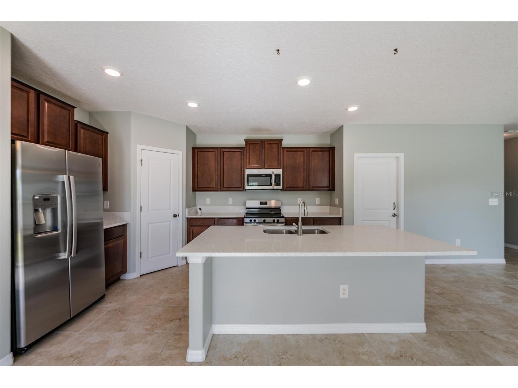 253 Cascade Bend Drive Ruskin FL 33570 TB8506718 image11