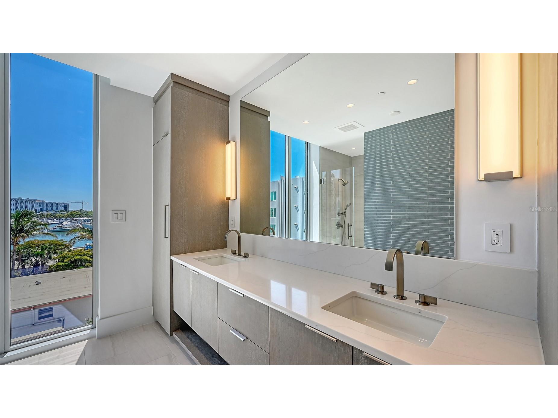 253 Golden Gate Point #401 Sarasota FL 34236 - SARASOTA BAY A4694319 image25
