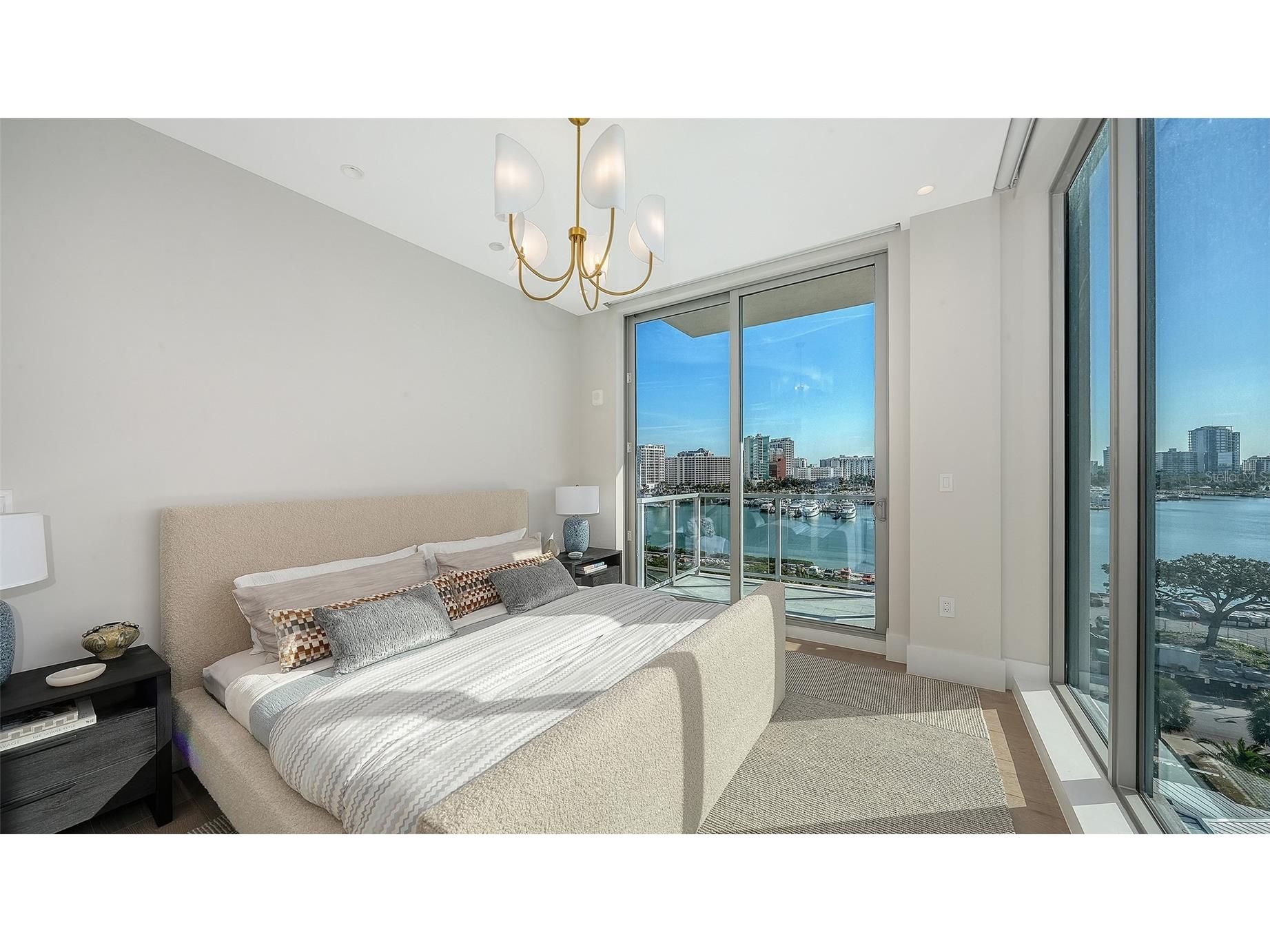 253 Golden Gate Point #701 Sarasota FL 34236 A4679657 image10