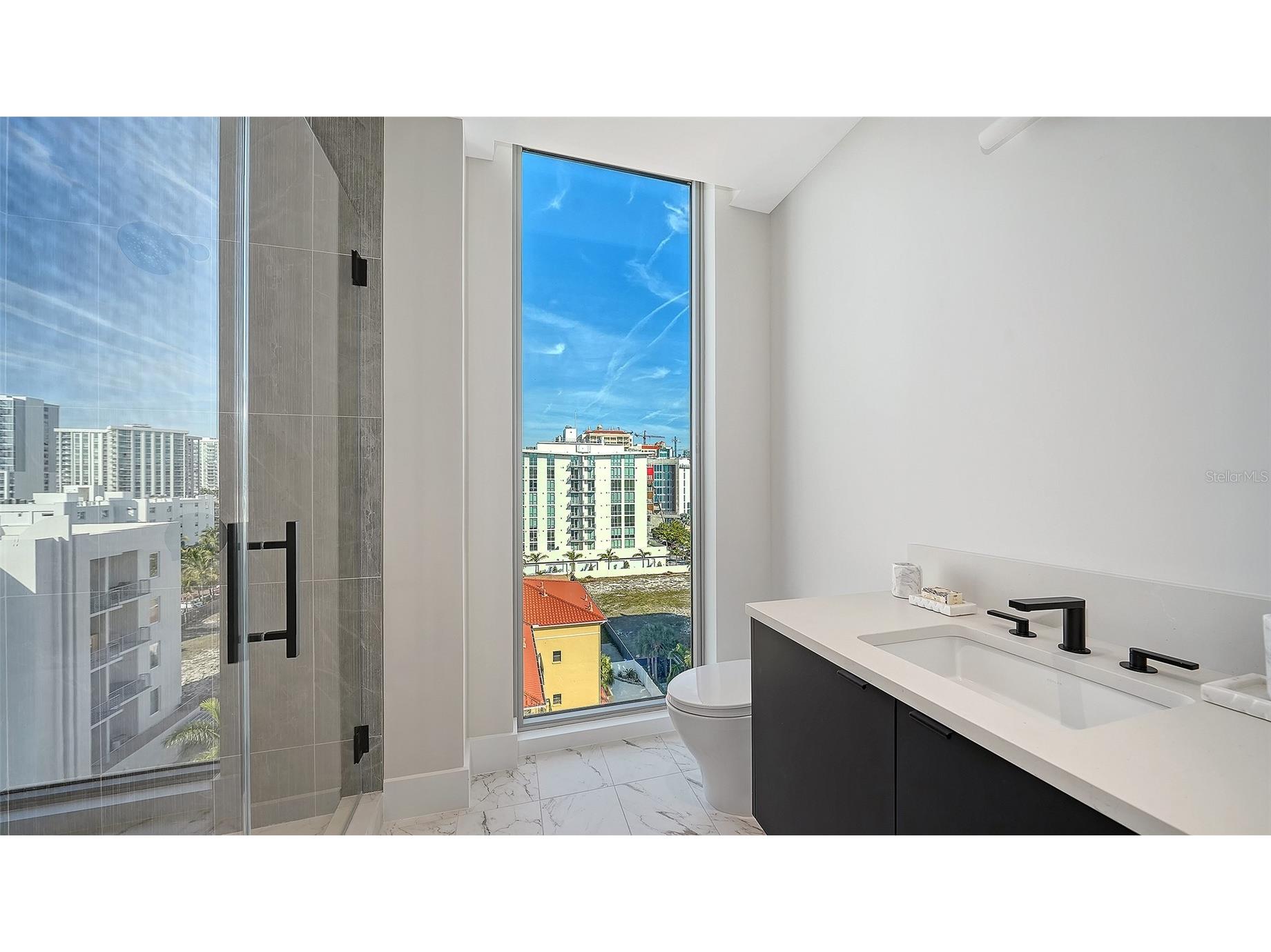 253 Golden Gate Point #701 Sarasota FL 34236 A4679657 image21
