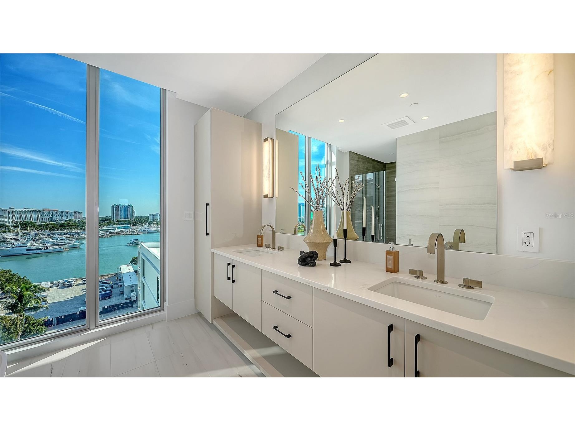 253 Golden Gate Point #703 Sarasota FL 34236 - SARASOTA BAY A4680332 image26