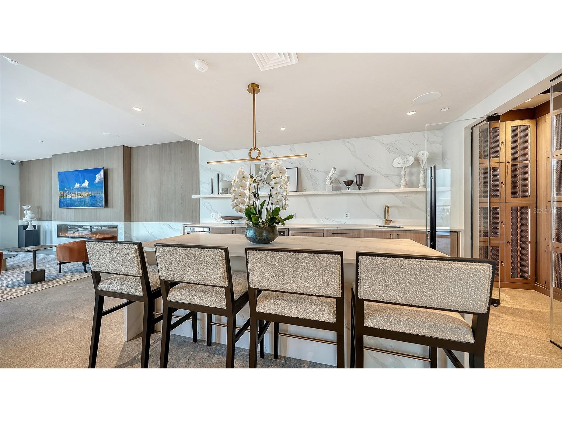 253 Golden Gate Point #703 Sarasota FL 34236 - SARASOTA BAY A4680332 image49