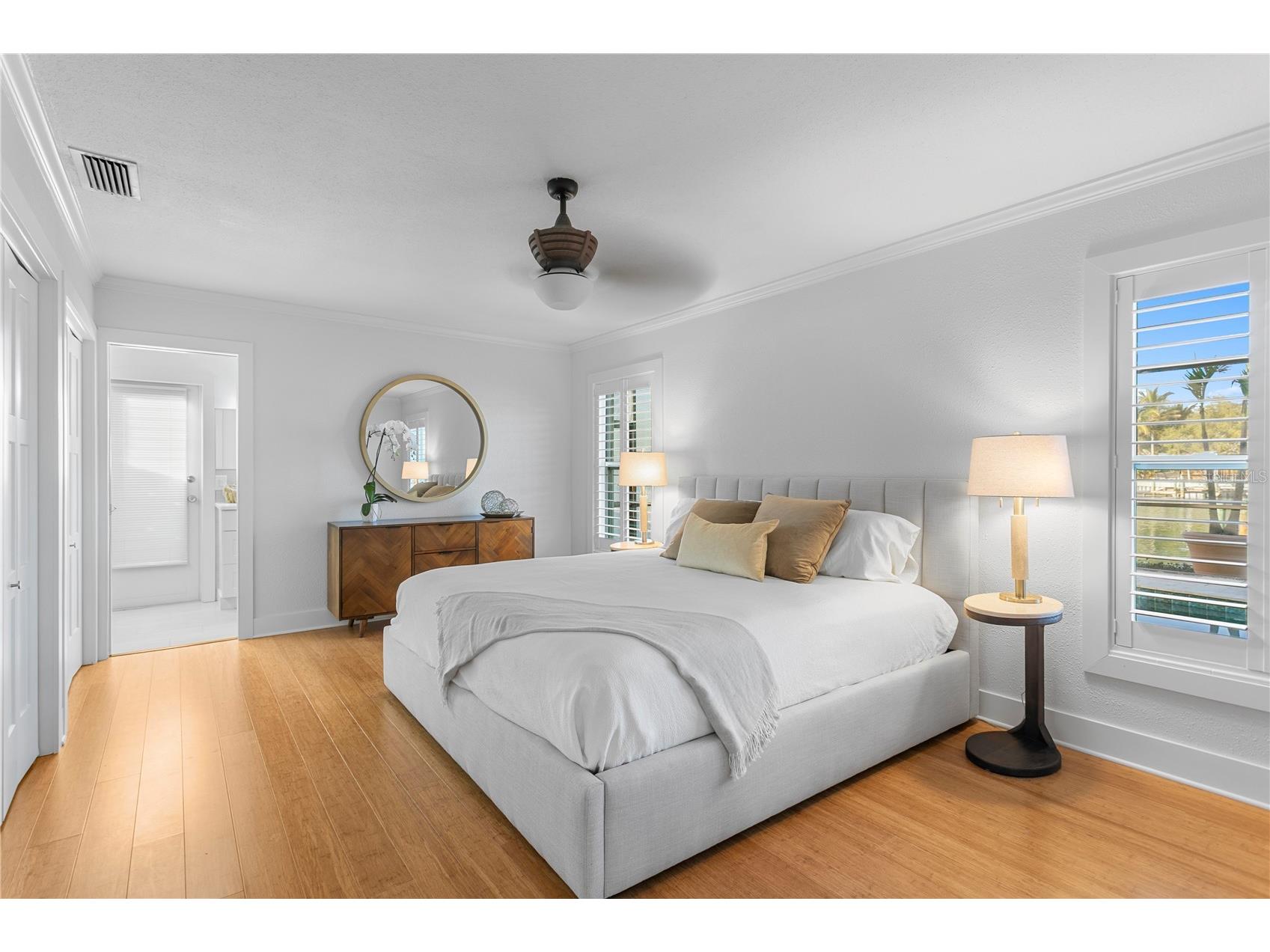 253 Hermosita Drive Saint Pete Beach FL 33706 - PASS A GRILLE BACK CHANNEL TB8462364 image16