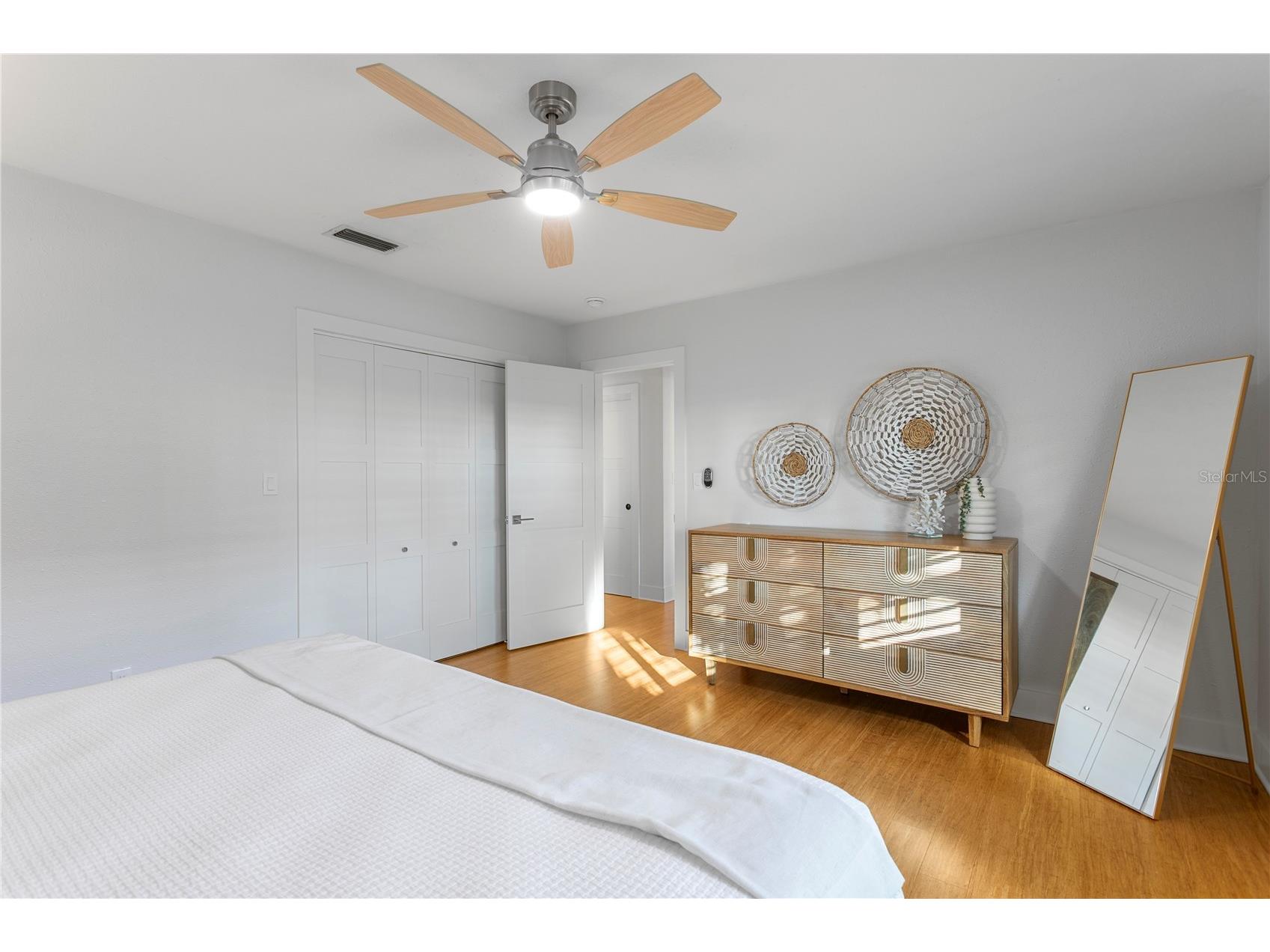 253 Hermosita Drive Saint Pete Beach FL 33706 - PASS A GRILLE BACK CHANNEL TB8462364 image22