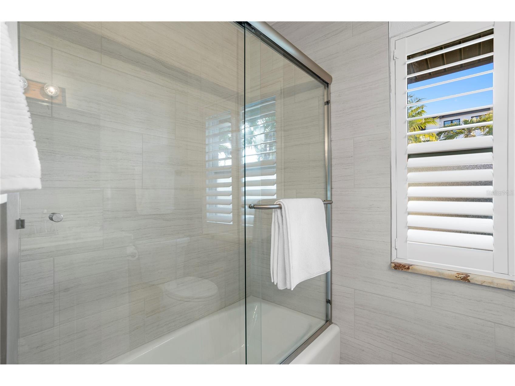 253 Hermosita Drive Saint Pete Beach FL 33706 - PASS A GRILLE BACK CHANNEL TB8462364 image24