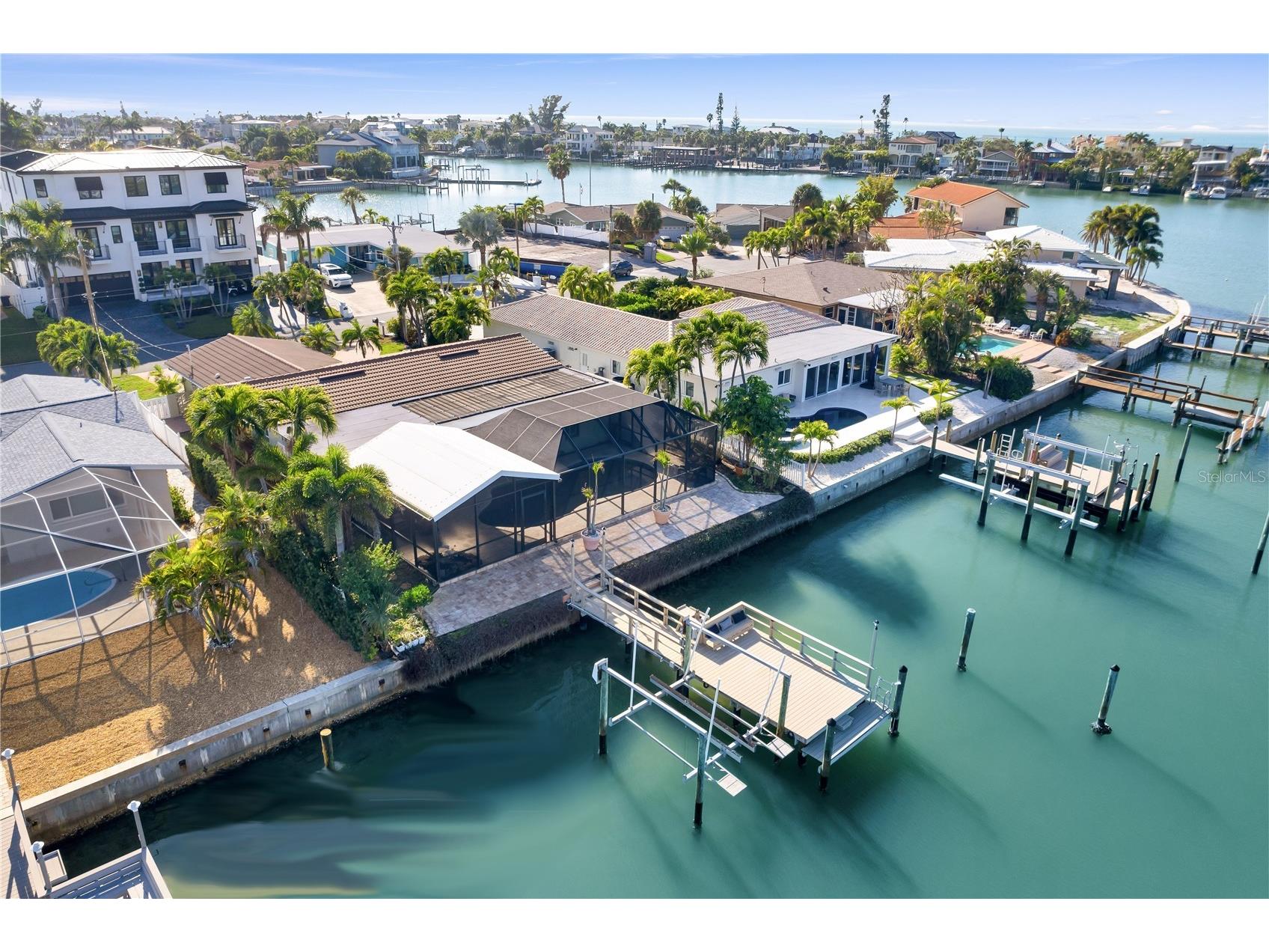 253 Hermosita Drive Saint Pete Beach FL 33706 - PASS A GRILLE BACK CHANNEL TB8462364 image35