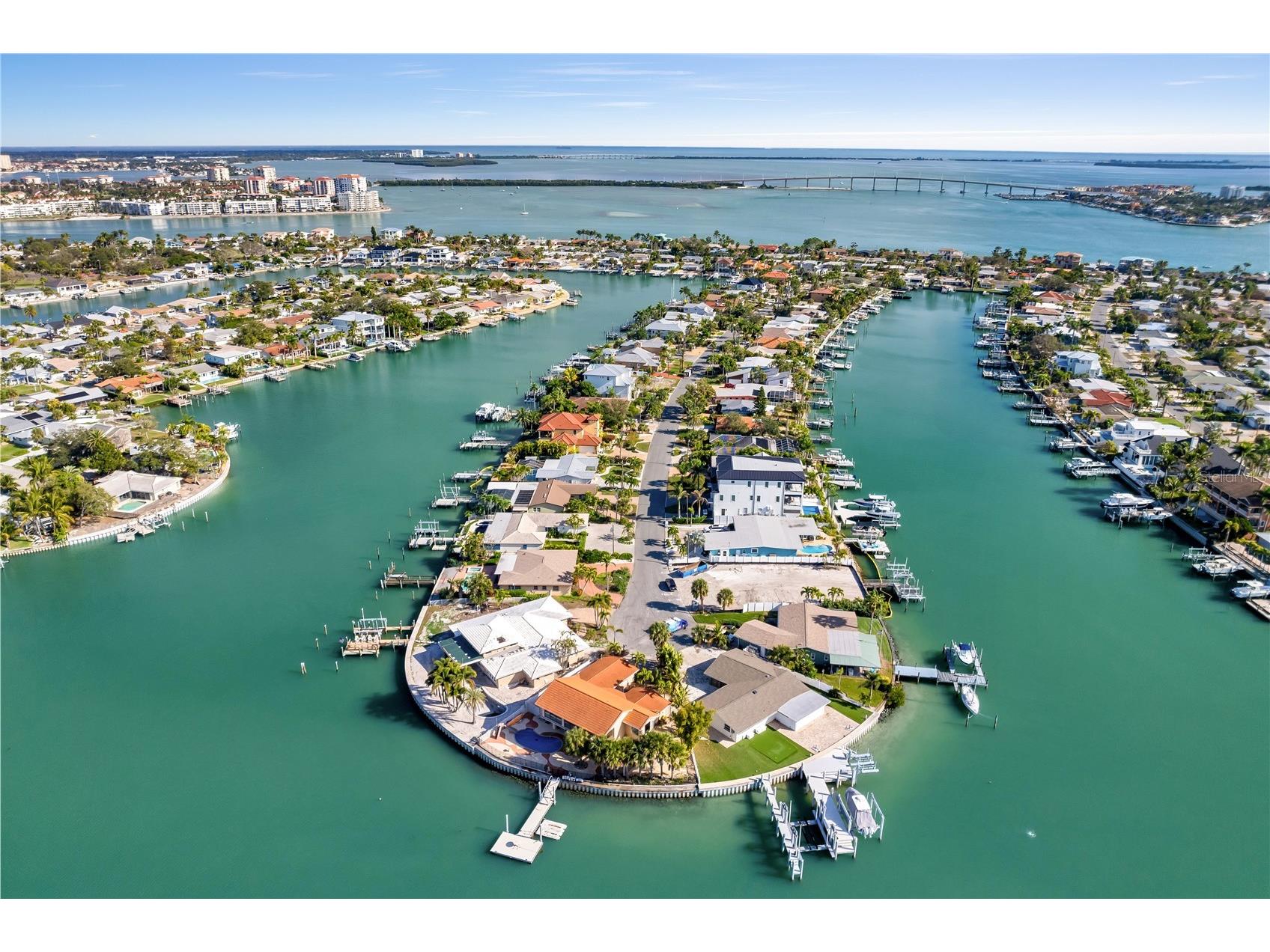 253 Hermosita Drive Saint Pete Beach FL 33706 - PASS A GRILLE BACK CHANNEL TB8462364 image42