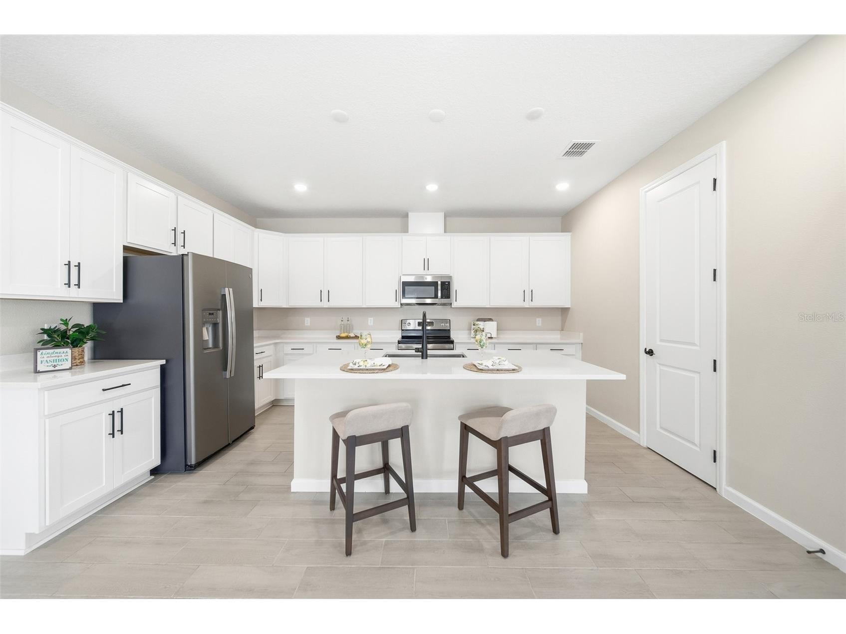 253 Hilltop Bloom Loop Haines City FL 33844 O6397797 image5
