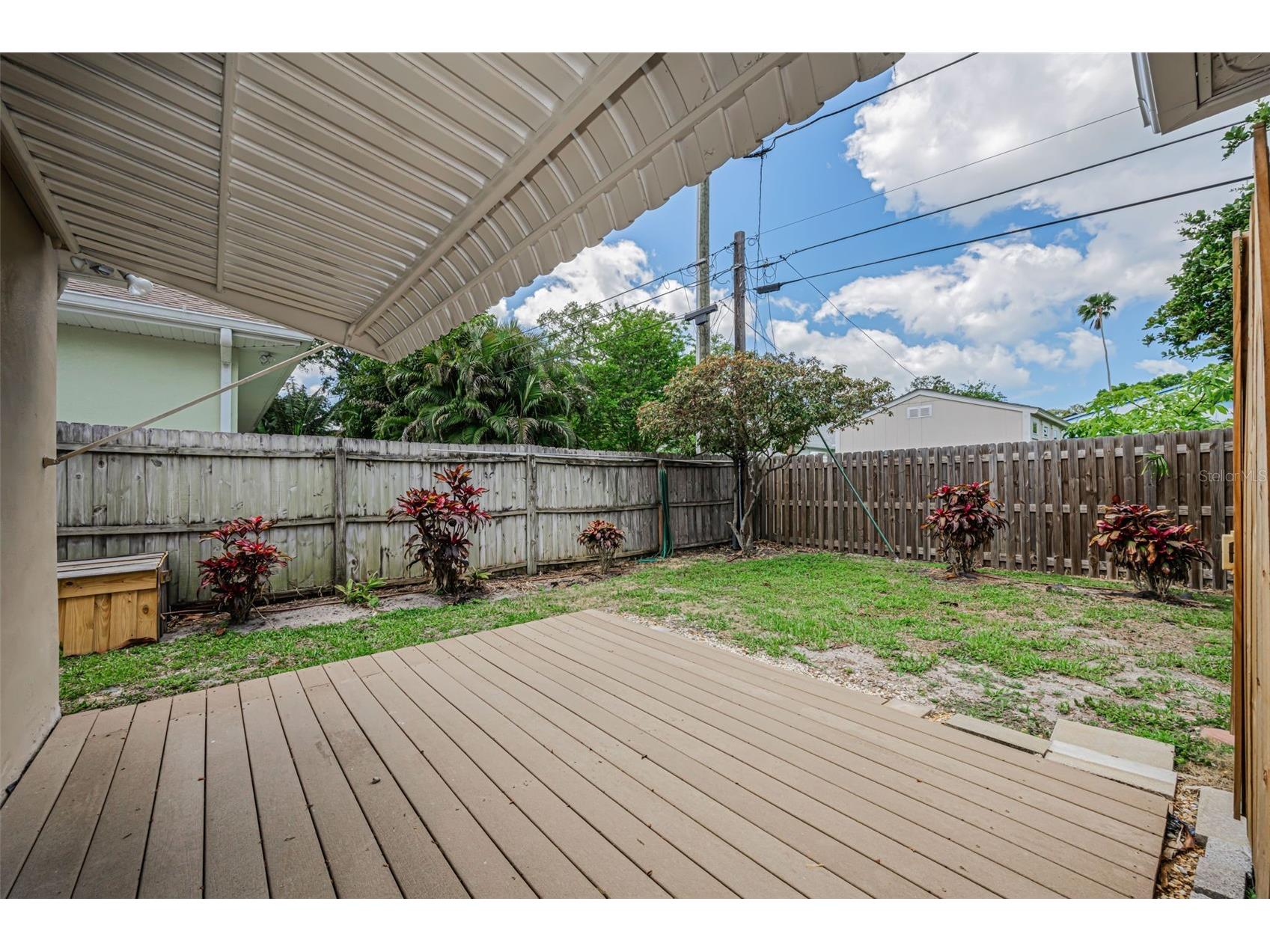 253 Park Circle S Dunedin FL 34698 TB8496788 image30