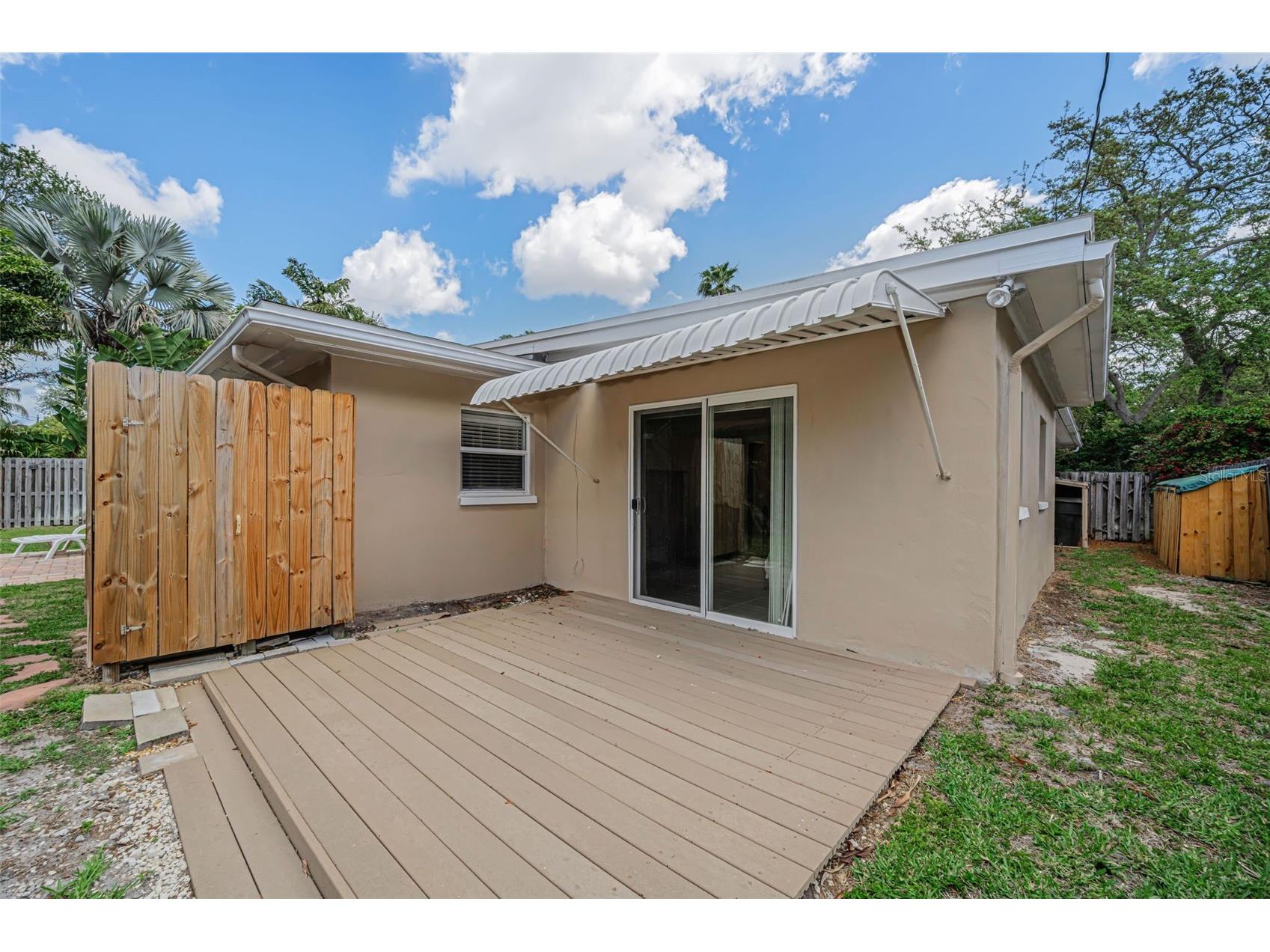 253 Park Circle S Dunedin FL 34698 TB8496788 image32