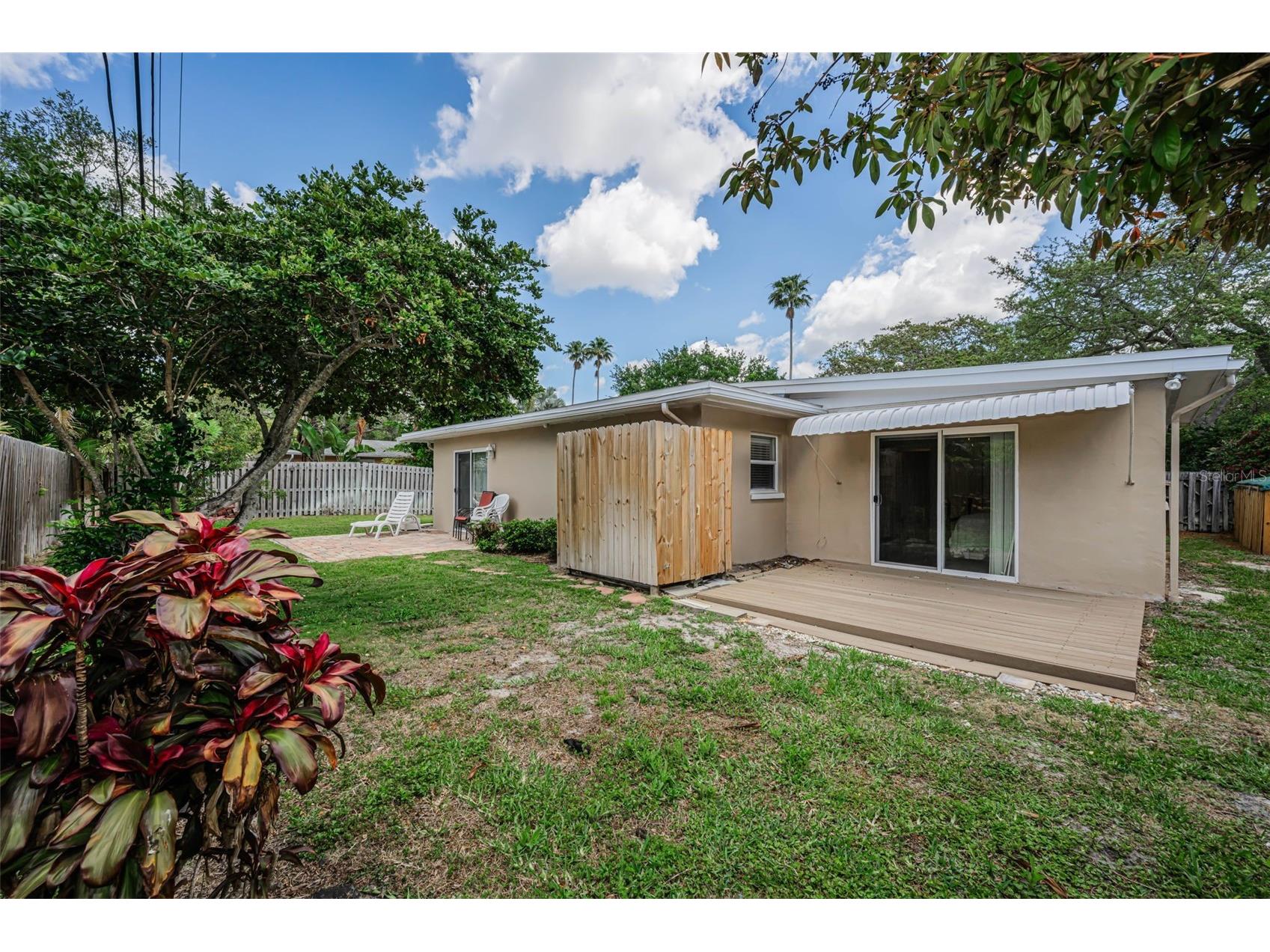 253 Park Circle S Dunedin FL 34698 TB8496788 image33