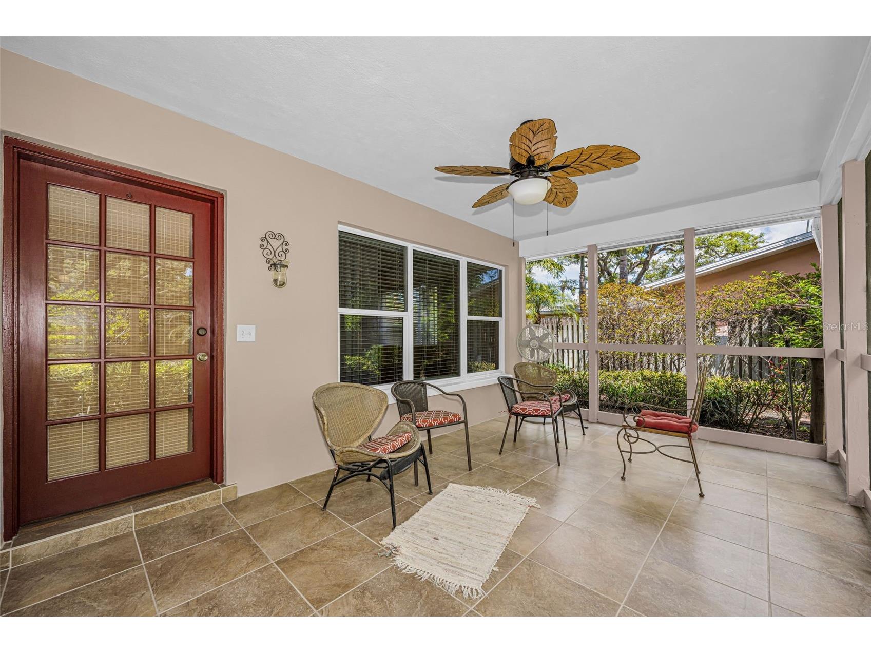 253 Park Circle S Dunedin FL 34698 TB8496788 image5