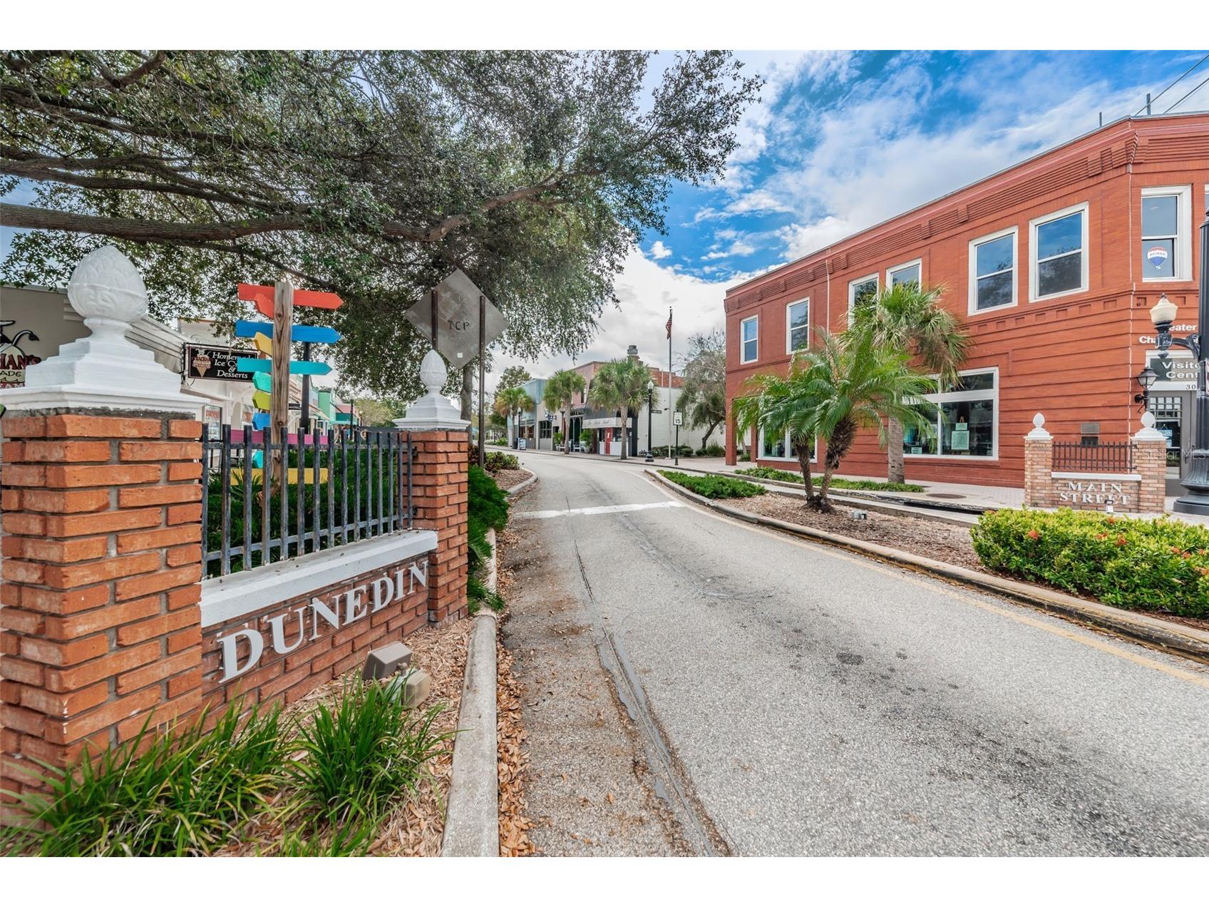 253 Park Circle S Dunedin FL 34698 TB8496788 image50